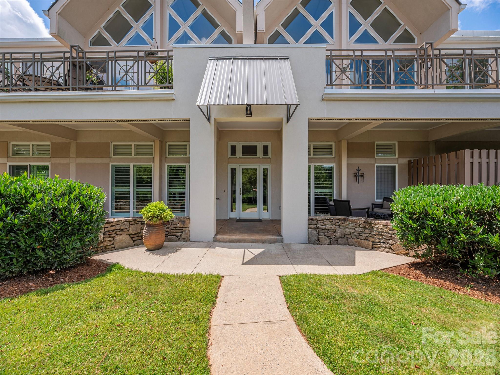 34 Dover Street — Asheville