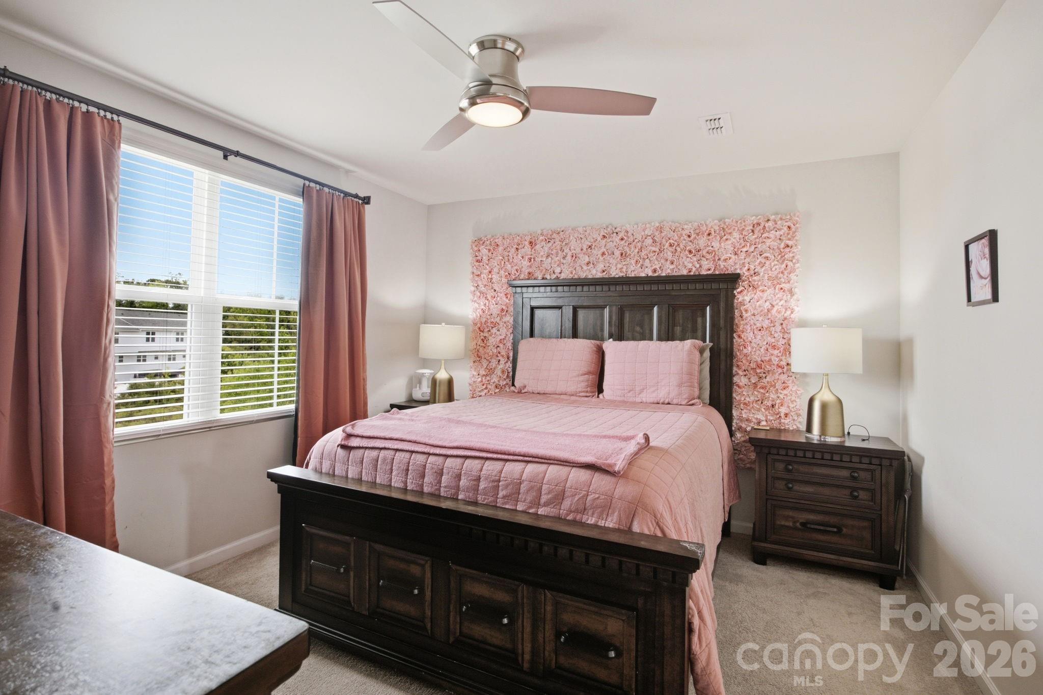 6121 Cutwater Circle — Charlotte