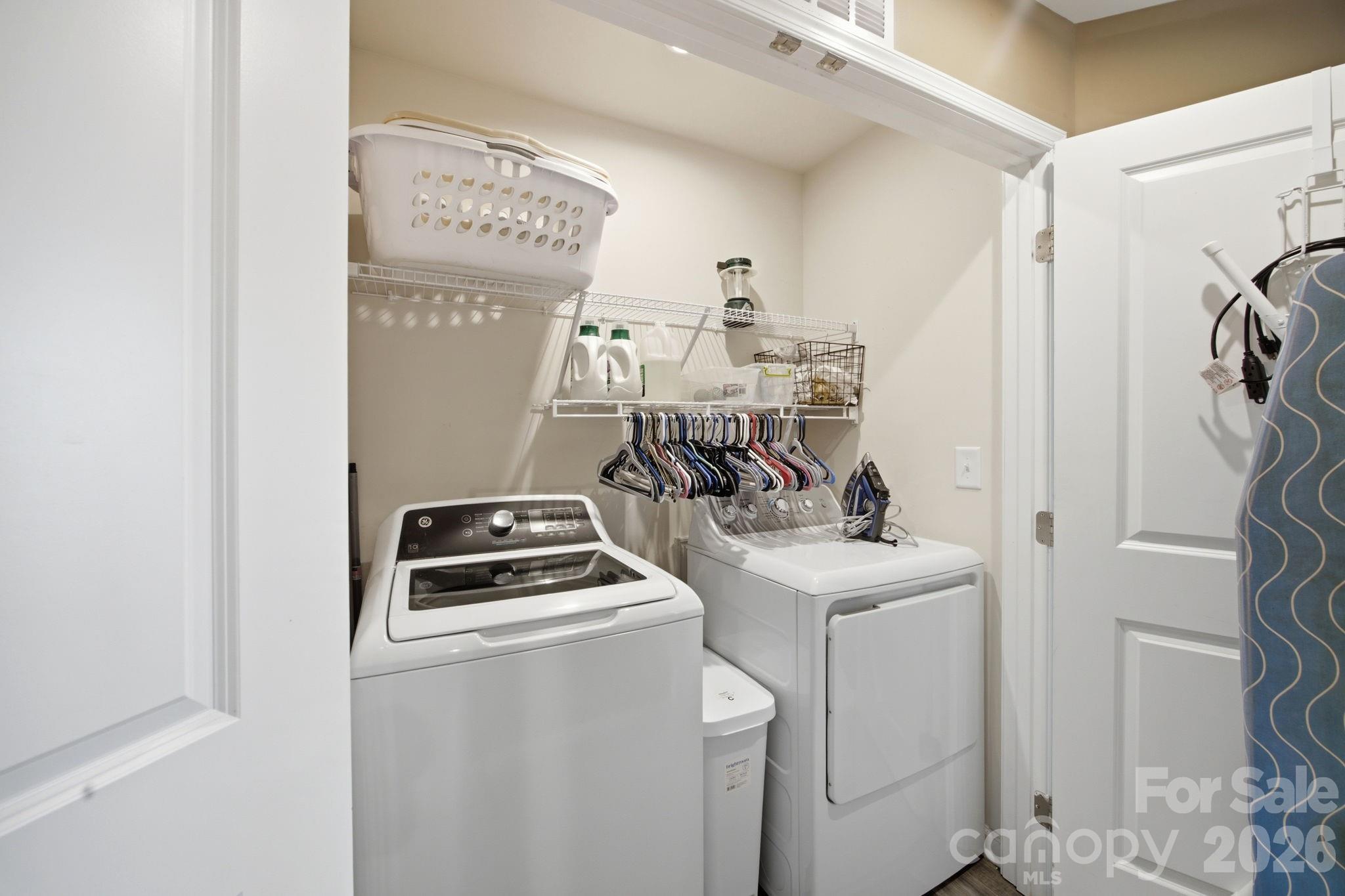 6121 Cutwater Circle — Charlotte