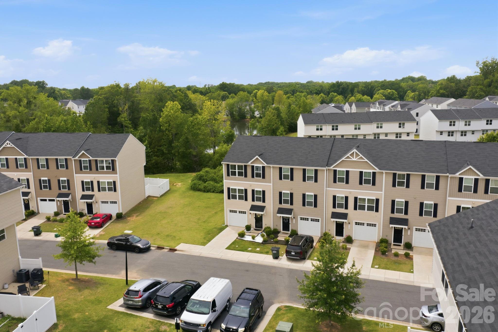 6121 Cutwater Circle — Charlotte
