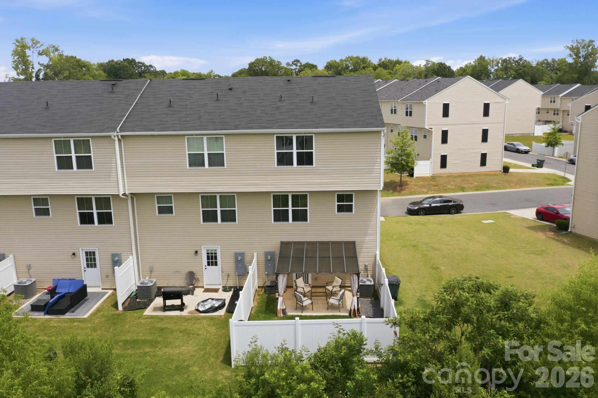 6121 Cutwater Circle — Charlotte