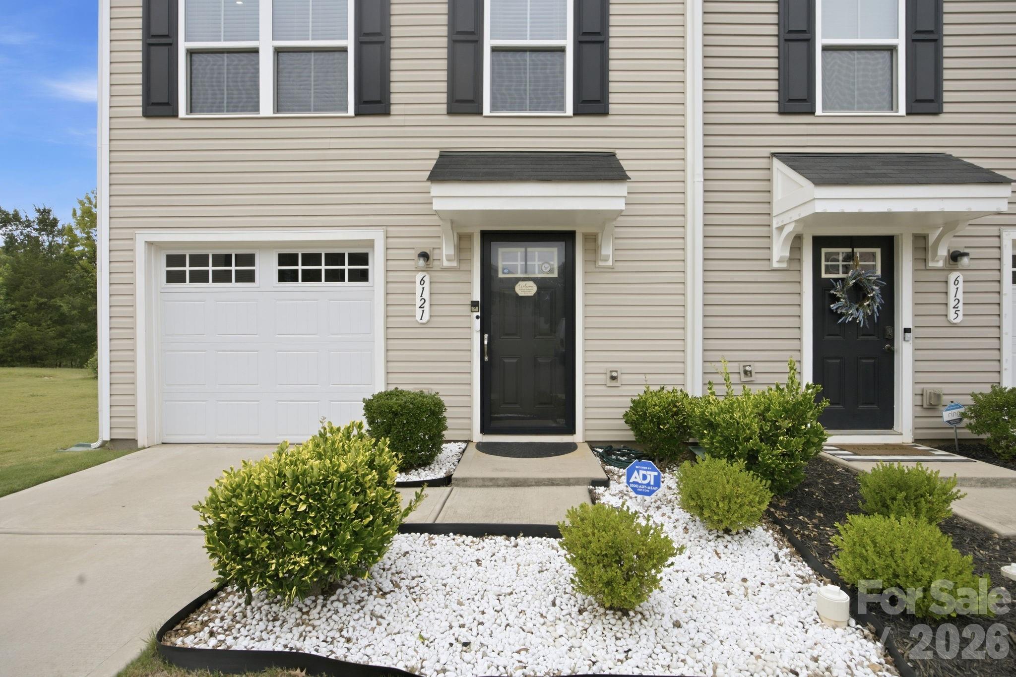 6121 Cutwater Circle — Charlotte