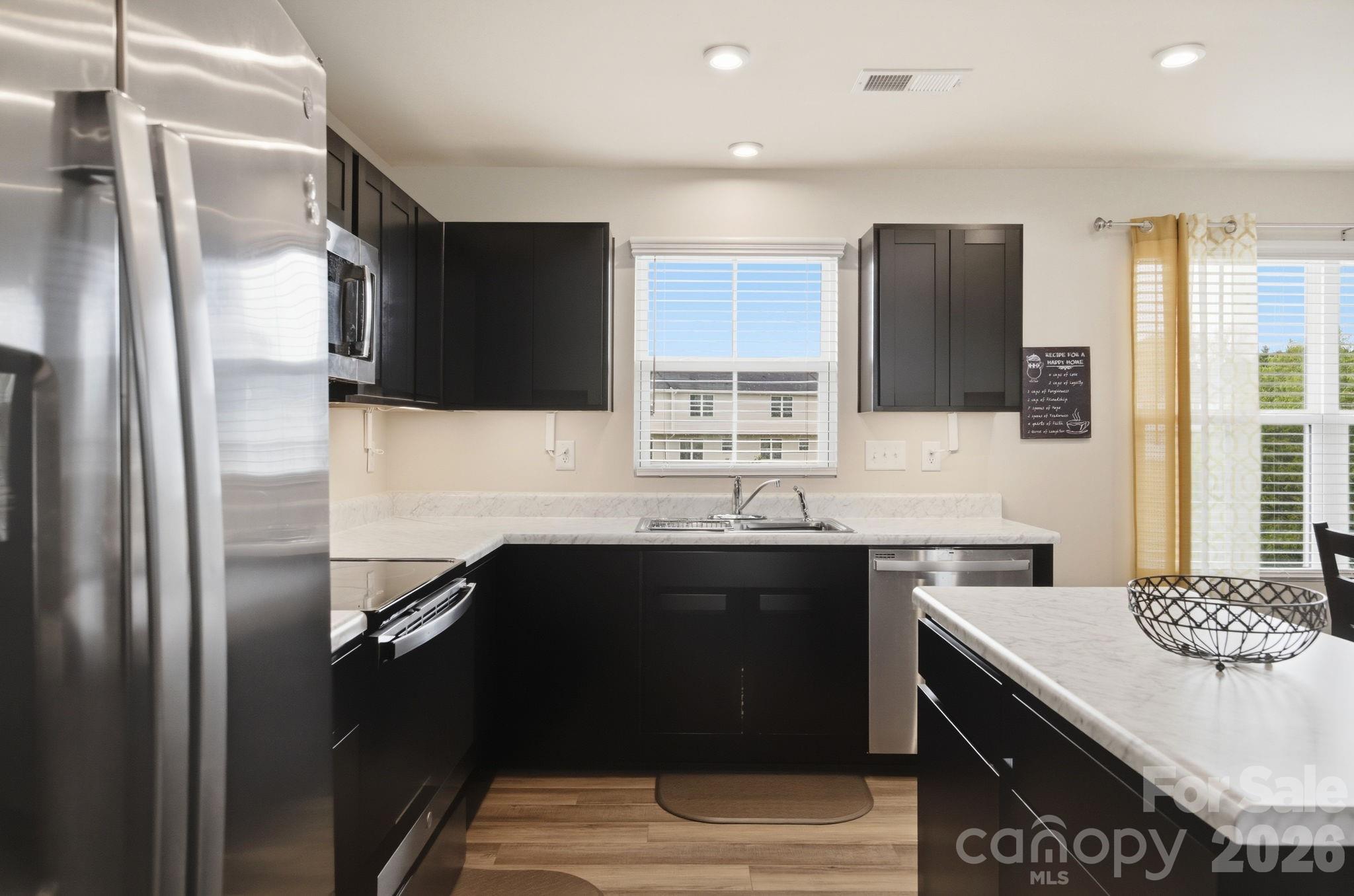 6121 Cutwater Circle — Charlotte