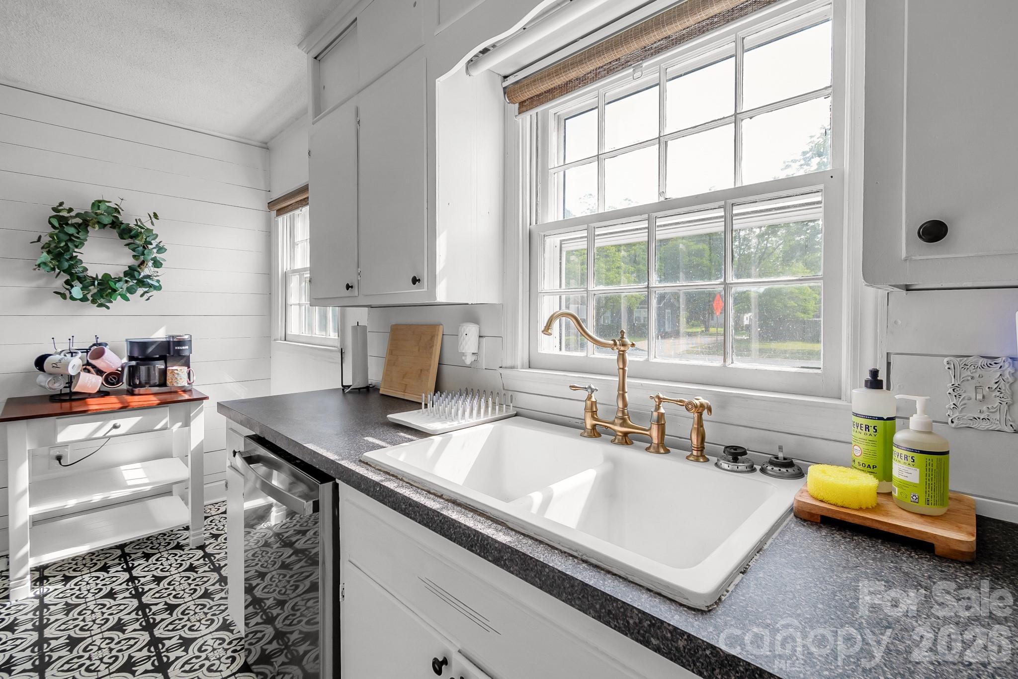 316 S Matson Street — Kershaw