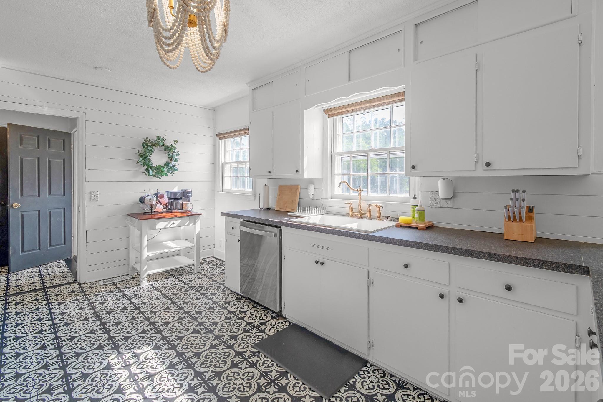 316 S Matson Street — Kershaw