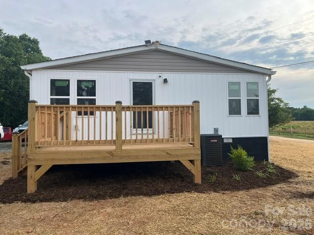 204 A L Fox Road — Taylorsville
