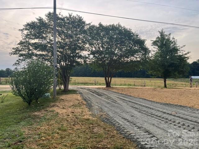 204 A L Fox Road — Taylorsville