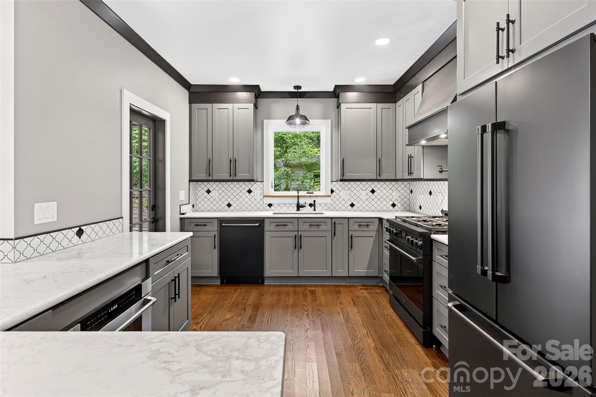 78 Tupper Road — Black Mountain