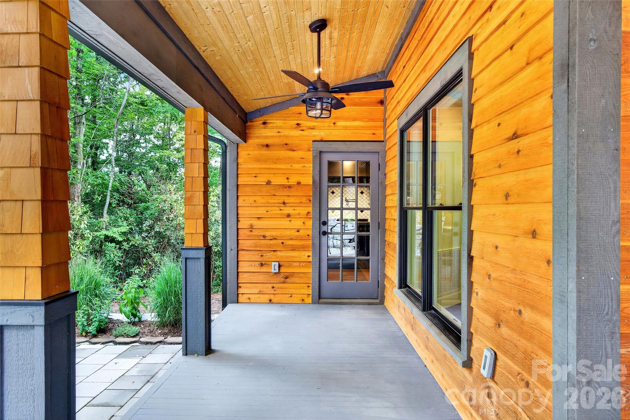 78 Tupper Road — Black Mountain