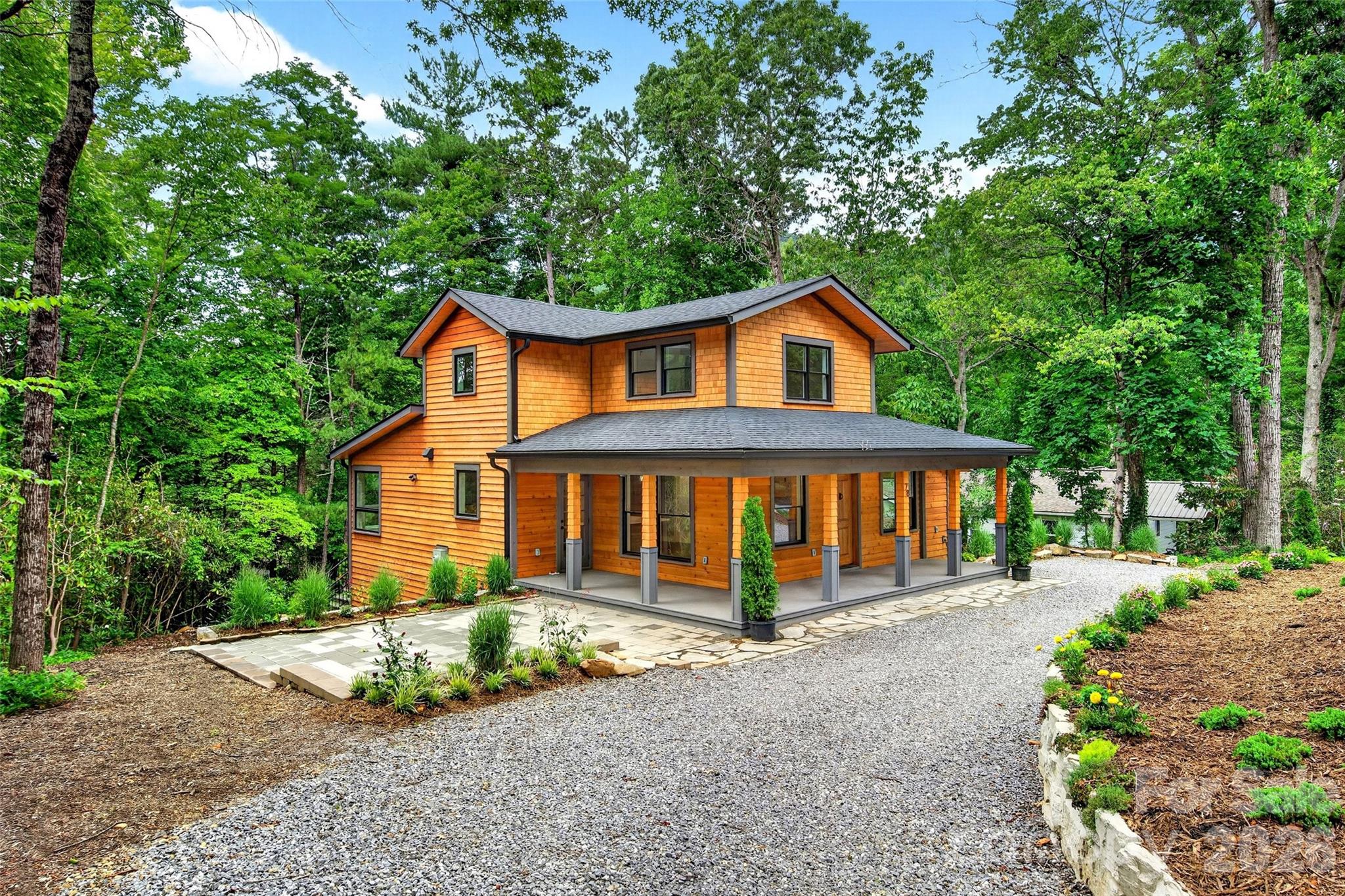 78 Tupper Road — Black Mountain