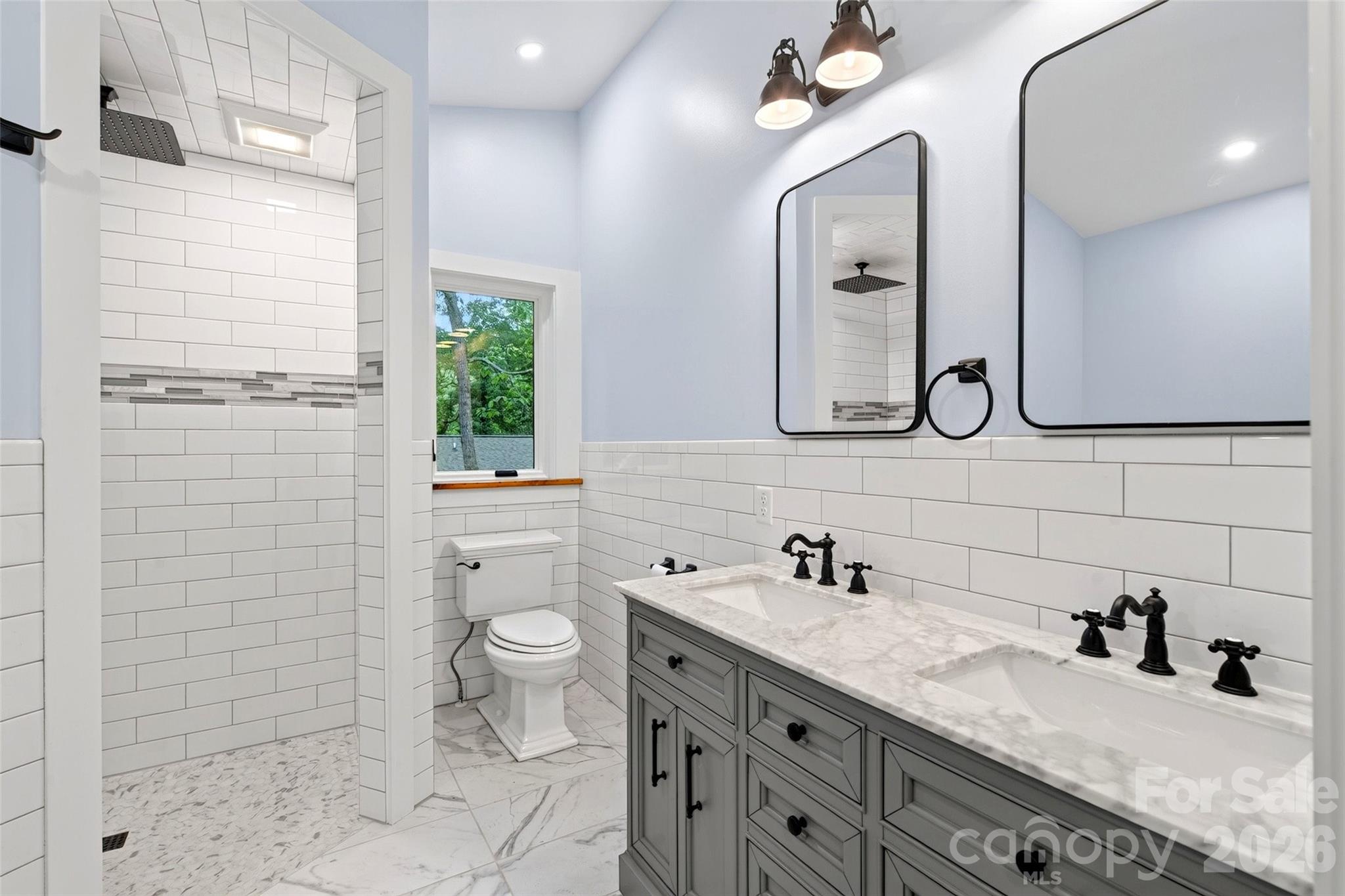 78 Tupper Road — Black Mountain