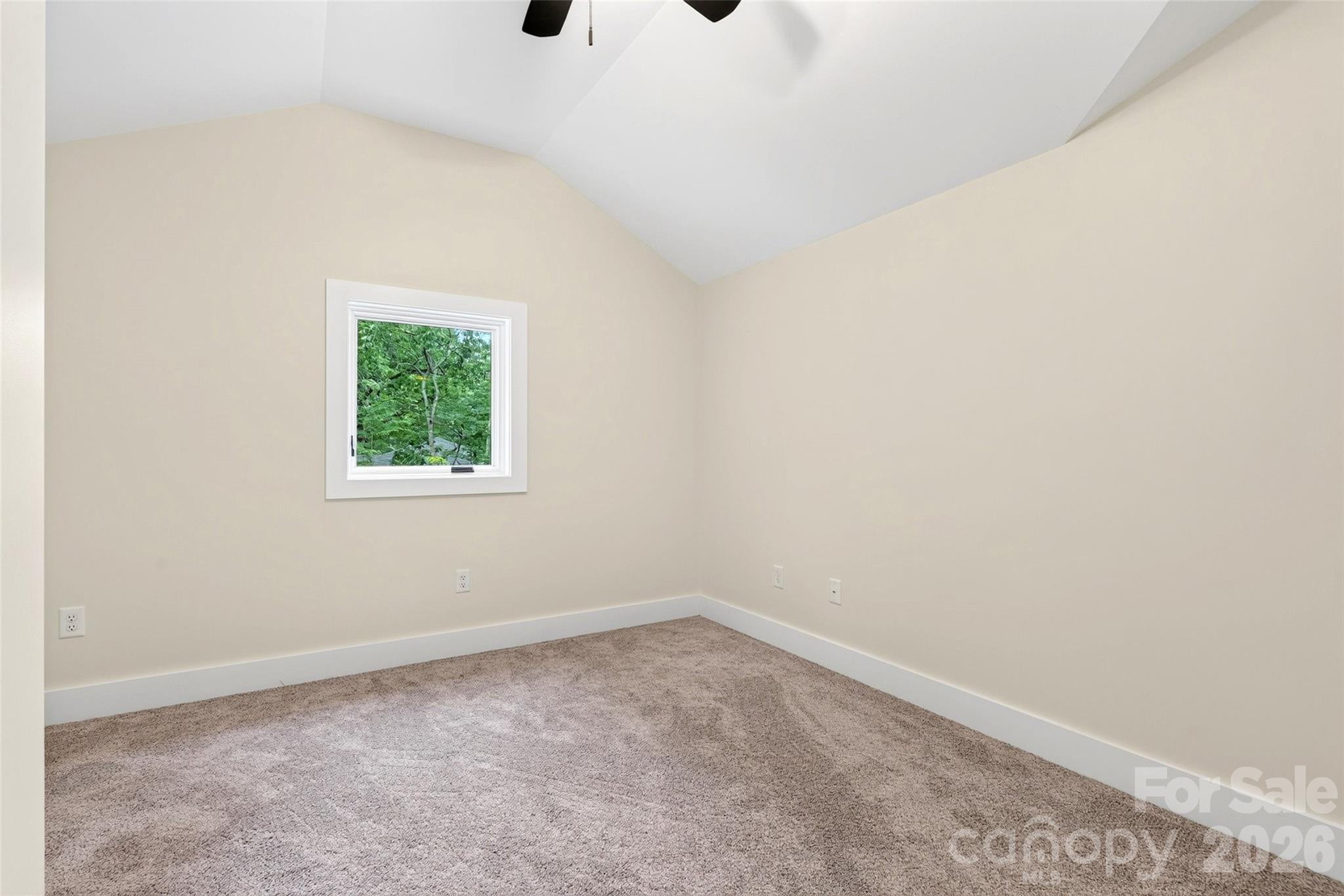 78 Tupper Road — Black Mountain