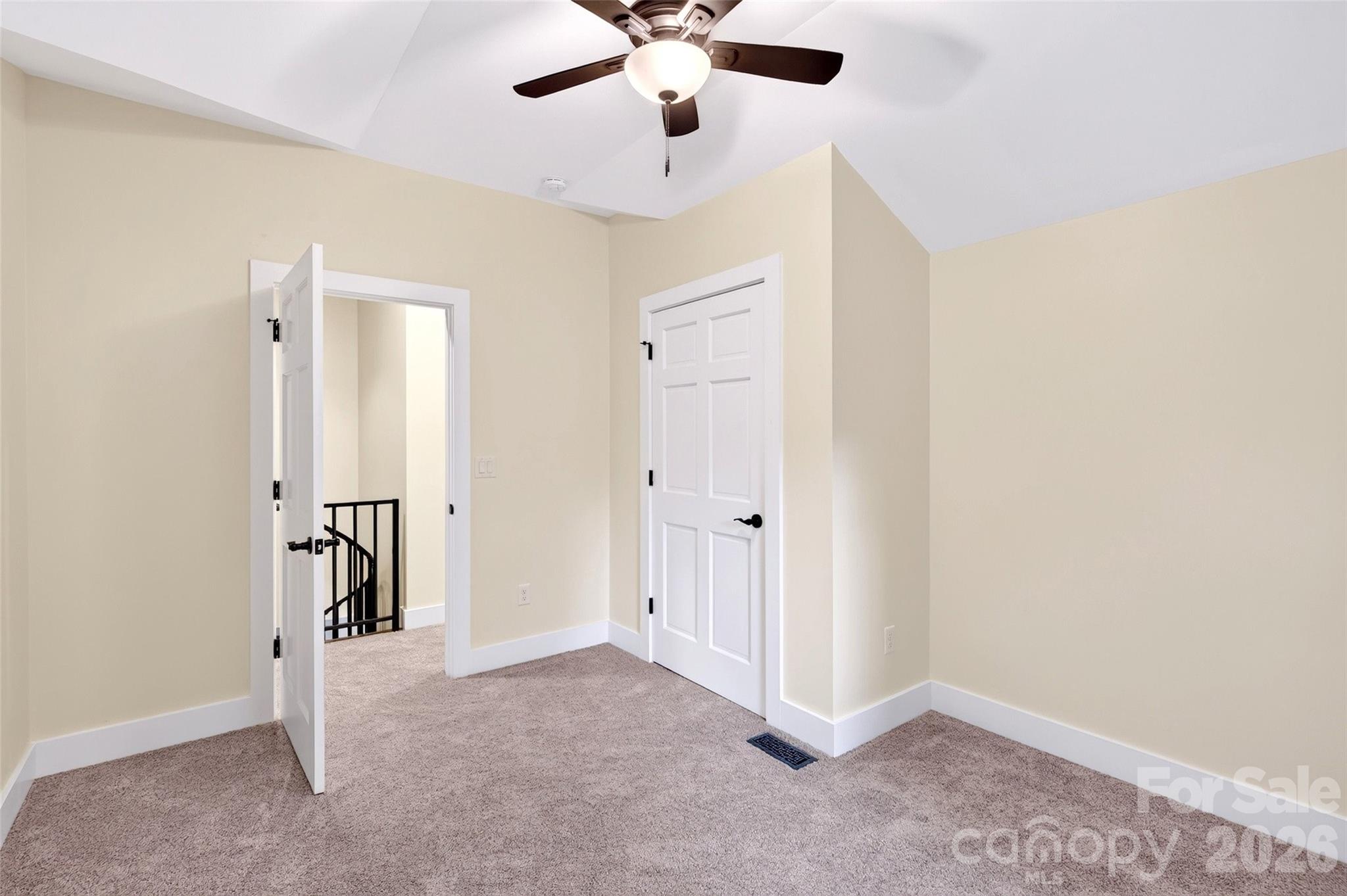 78 Tupper Road — Black Mountain
