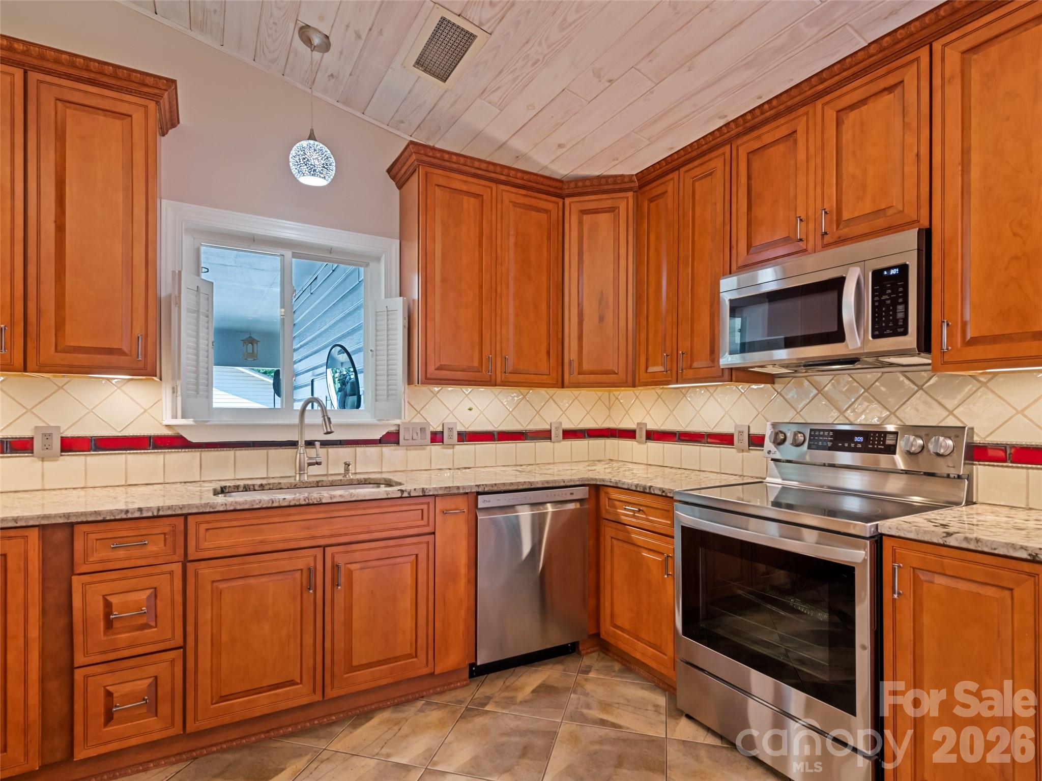 515 Westover Drive — High Point
