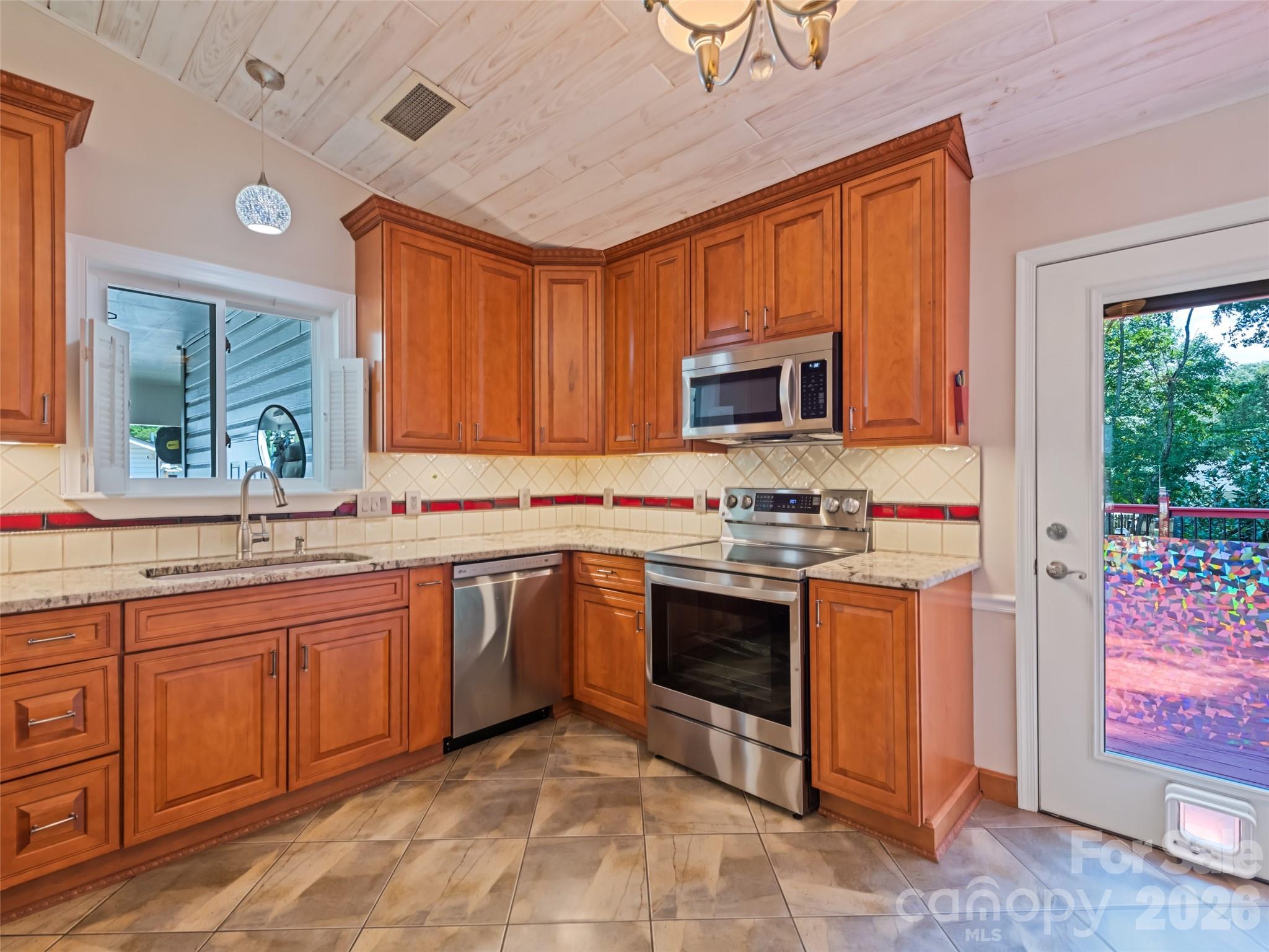 515 Westover Drive — High Point