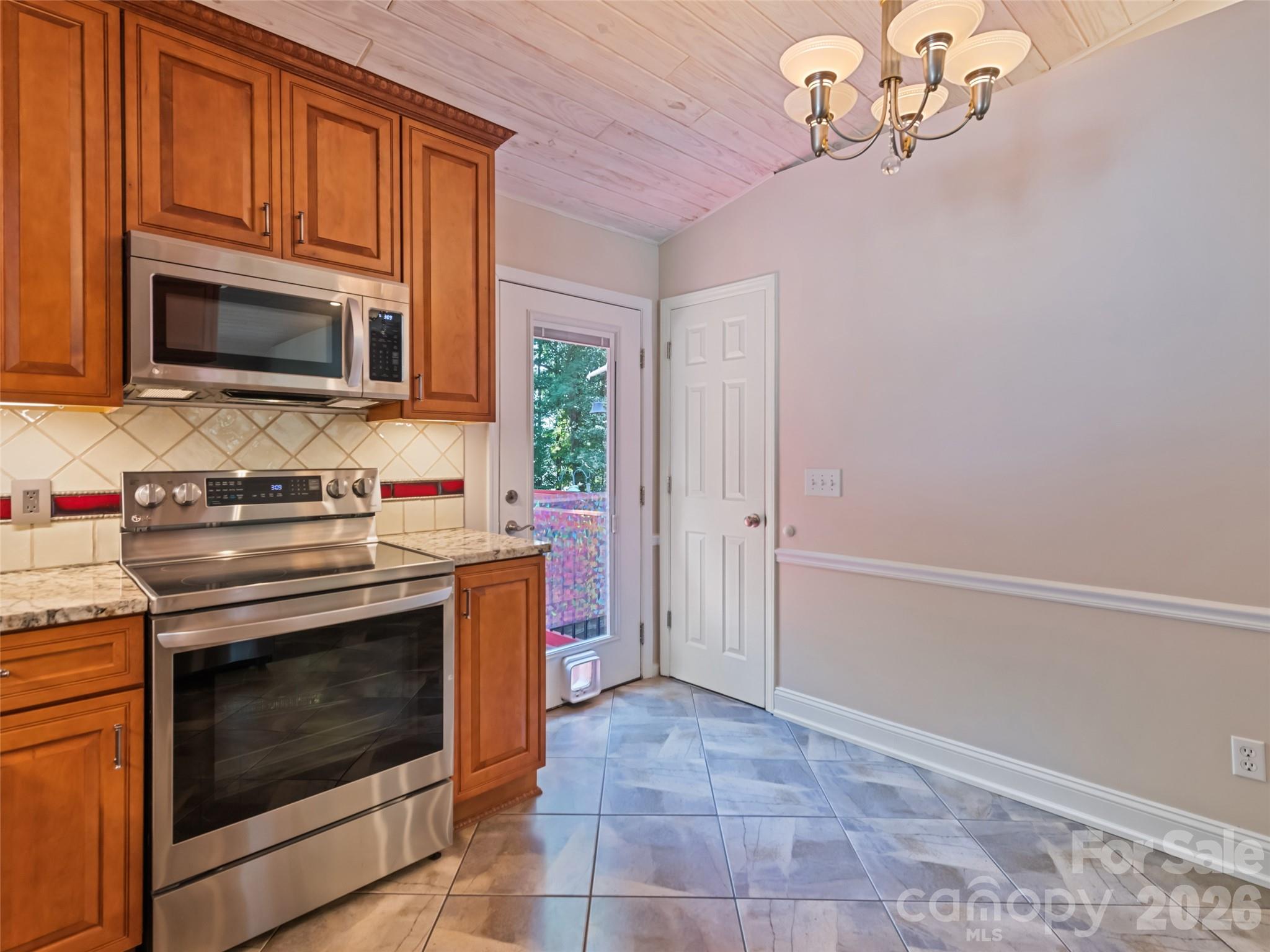 515 Westover Drive — High Point
