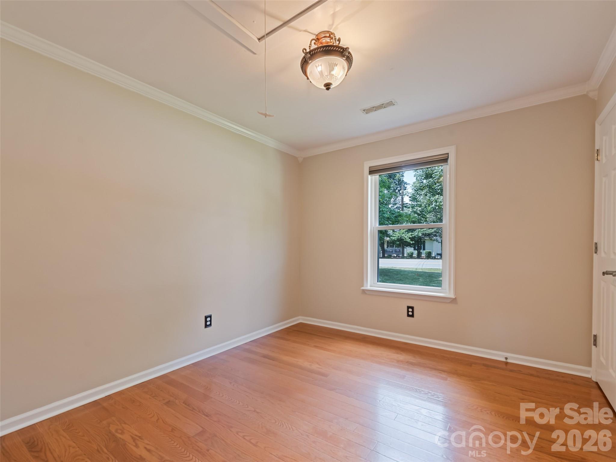 515 Westover Drive — High Point
