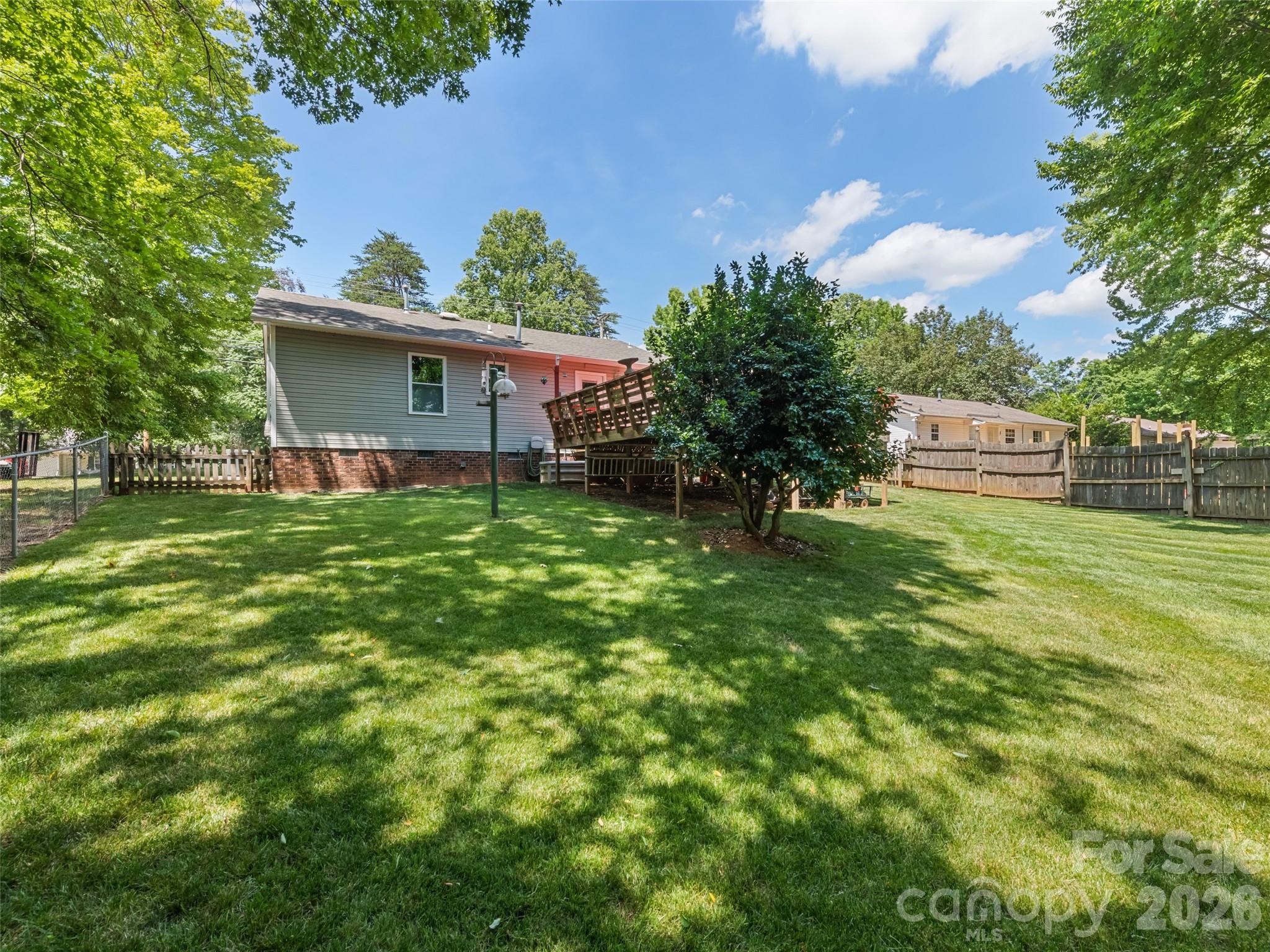 515 Westover Drive — High Point