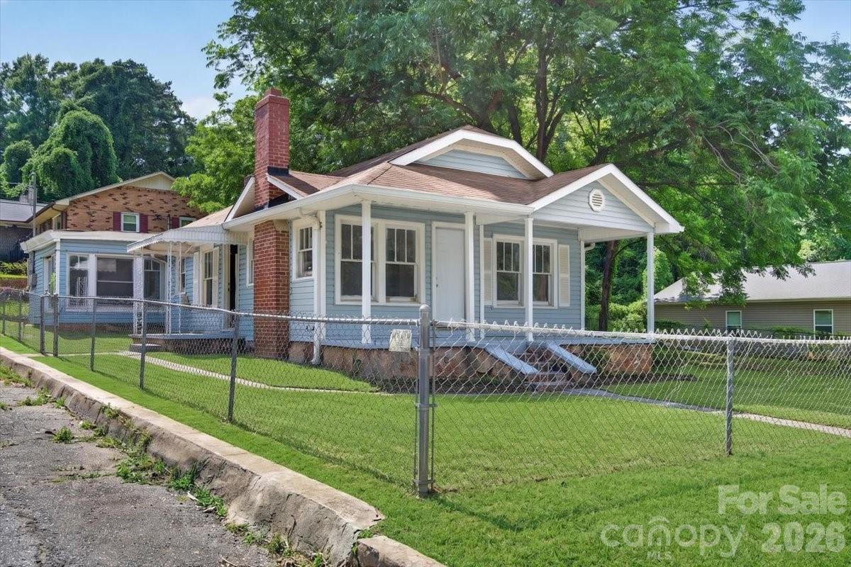401 Pryor Street — Gastonia