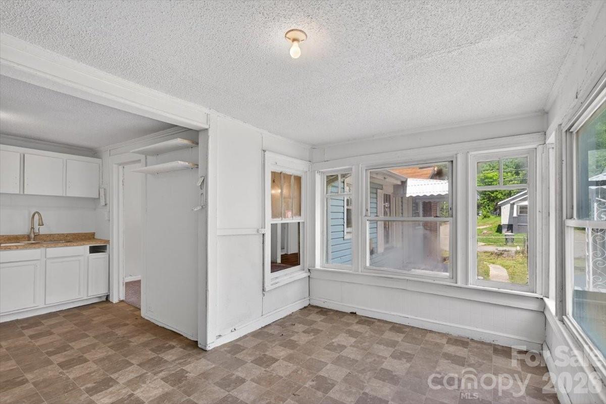 401 Pryor Street — Gastonia