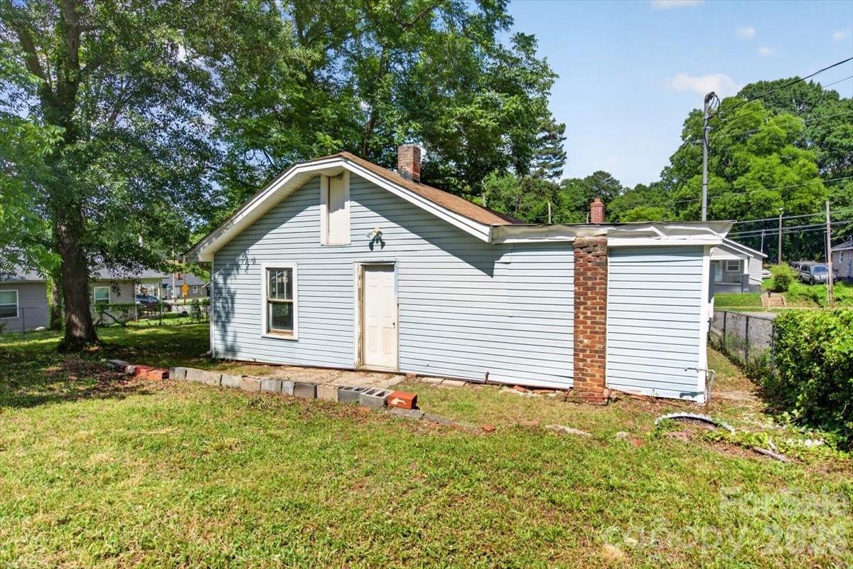 401 Pryor Street — Gastonia
