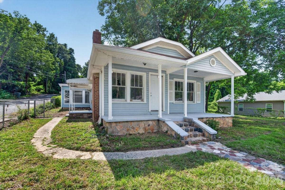 401 Pryor Street — Gastonia