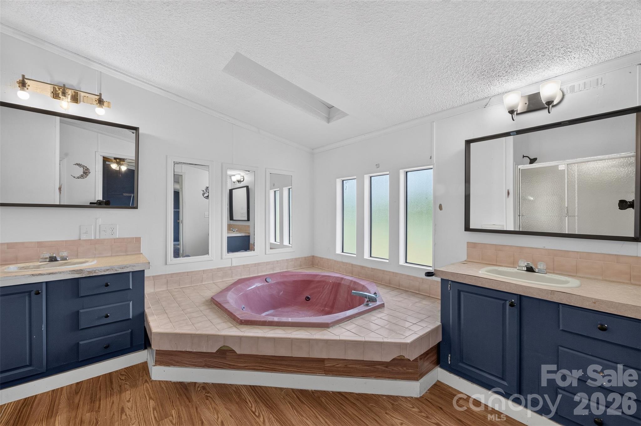 2596 Midnight Drive — Claremont