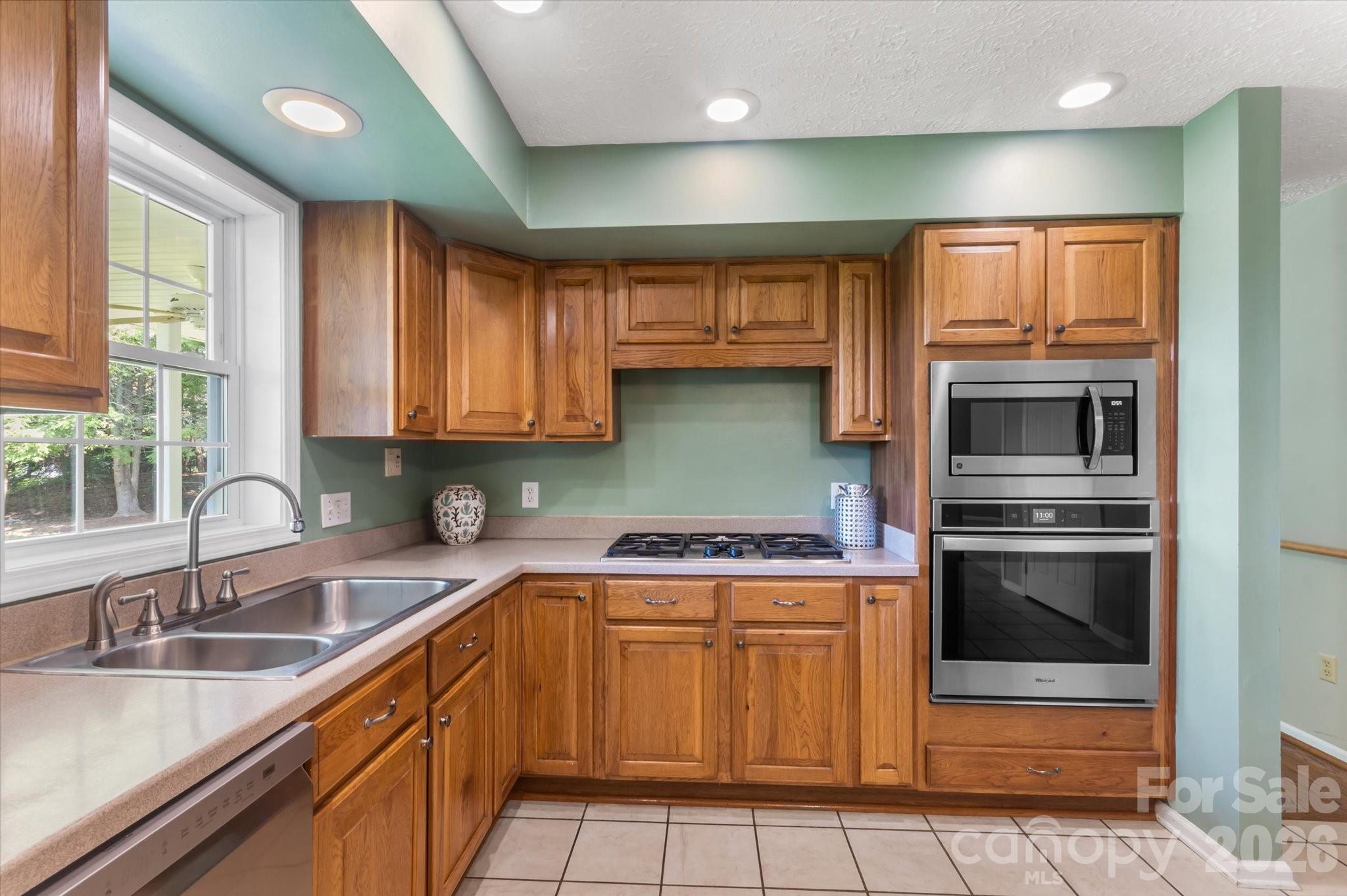 293 Sun Meadow Lane — Pisgah Forest