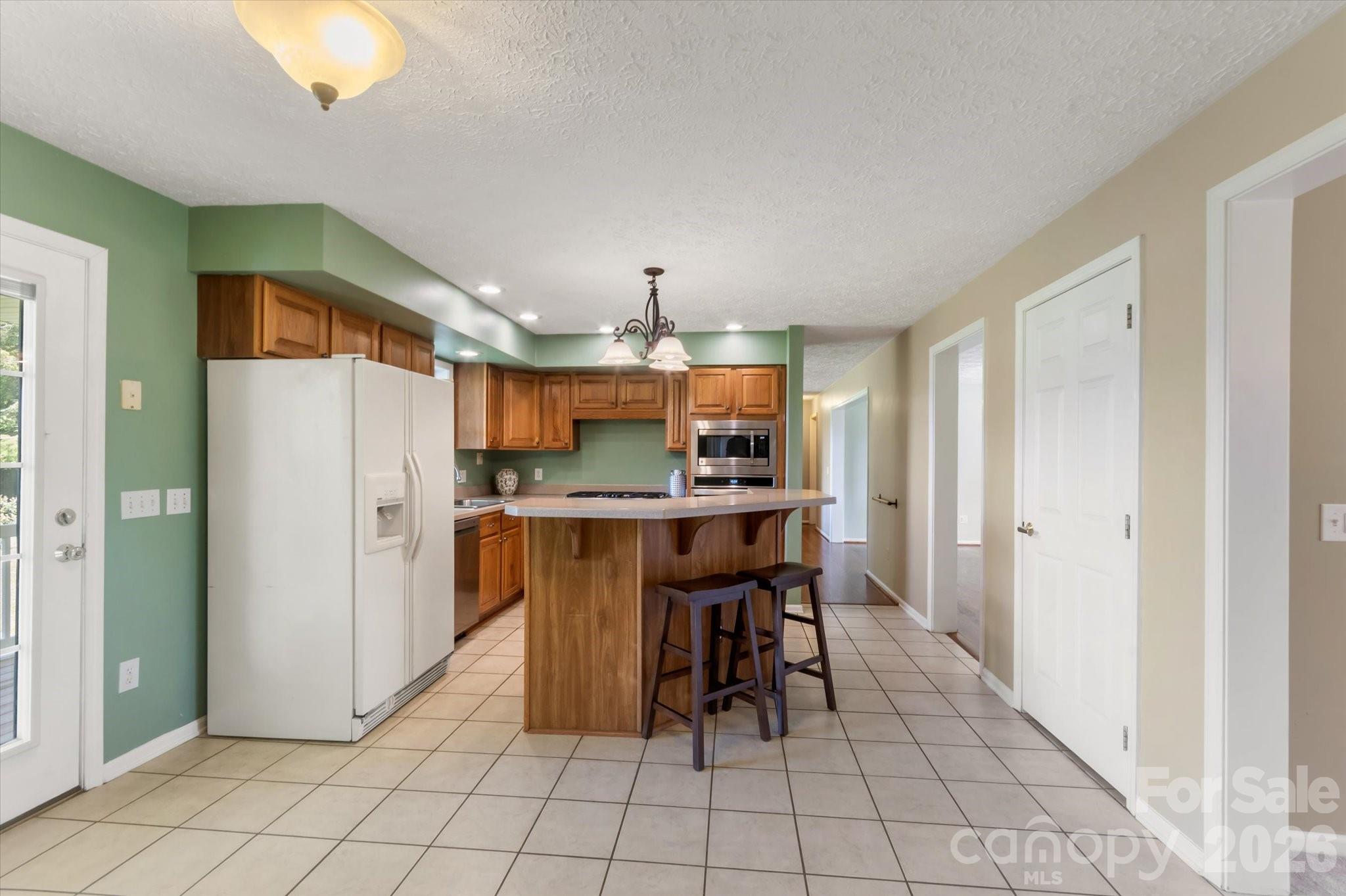 293 Sun Meadow Lane — Pisgah Forest