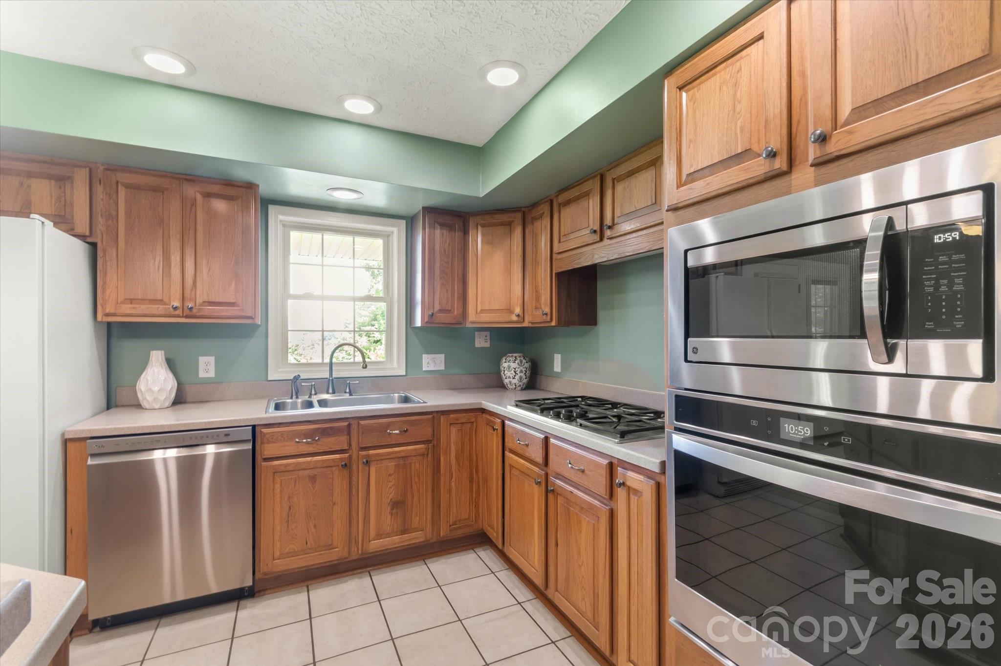 293 Sun Meadow Lane — Pisgah Forest