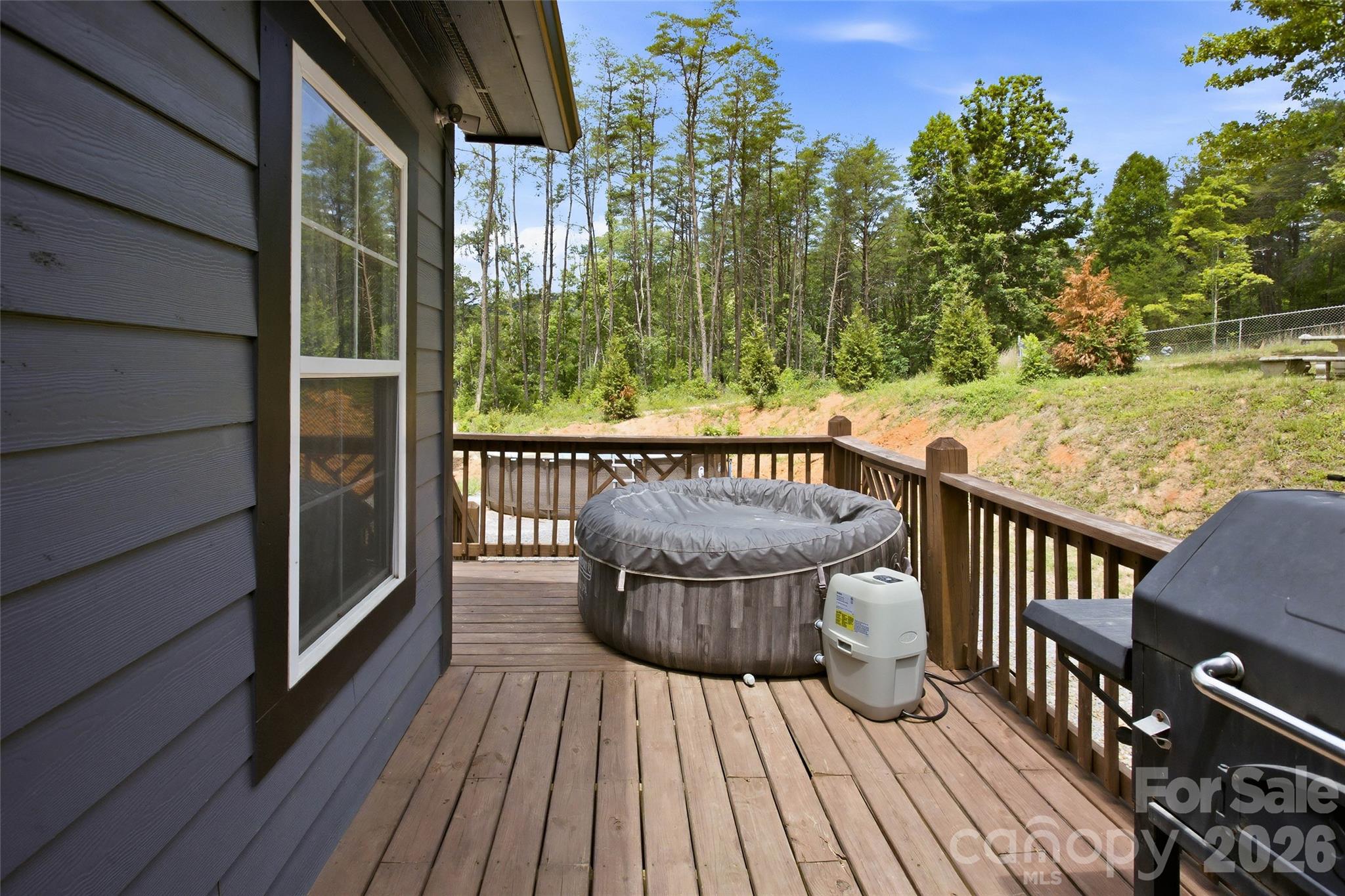 301 McGinnis Drive — Old Fort