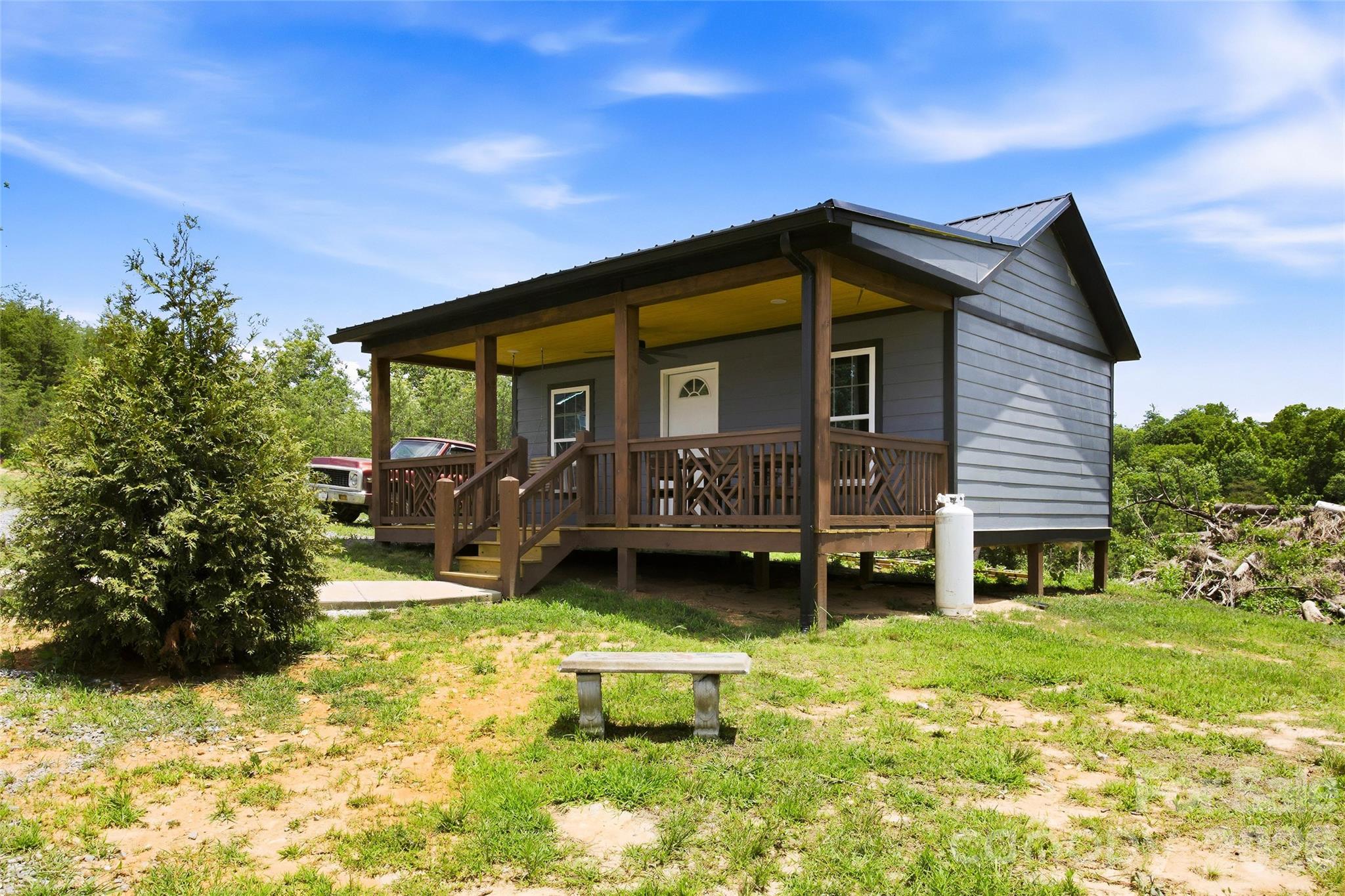 301 McGinnis Drive — Old Fort