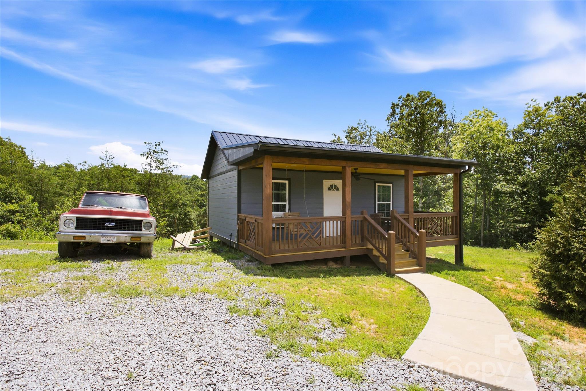 301 McGinnis Drive — Old Fort