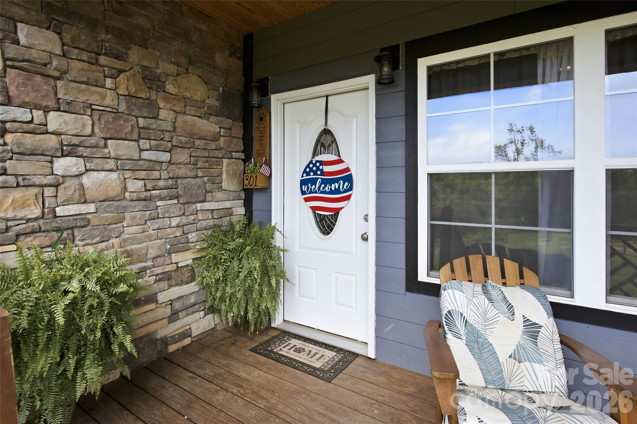 301 McGinnis Drive — Old Fort