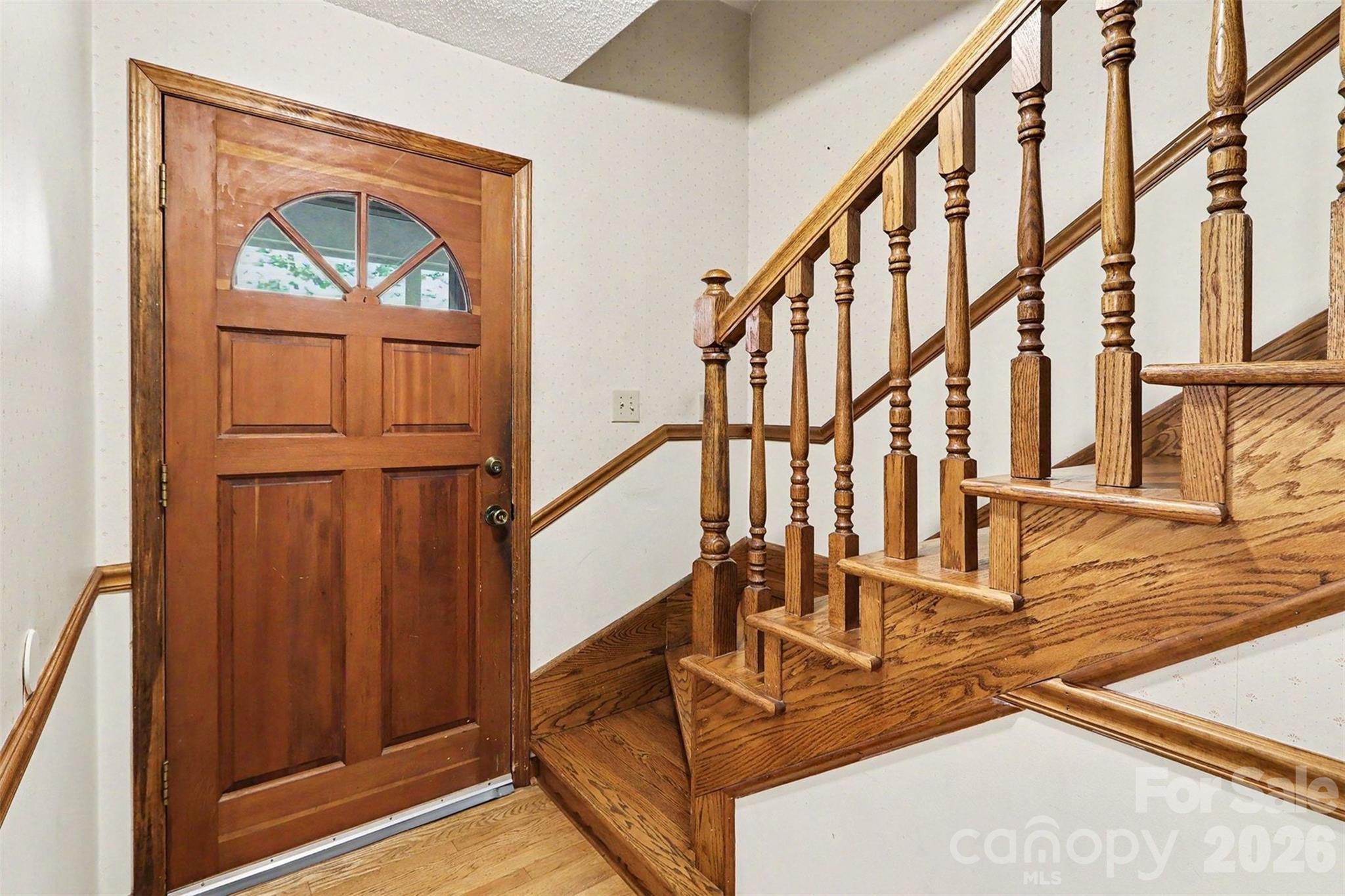 124 E Catawba Avenue — Mooresville