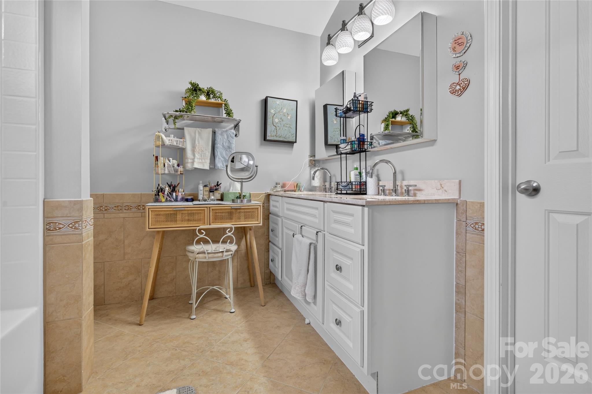 8939 Firestreak Drive — Charlotte