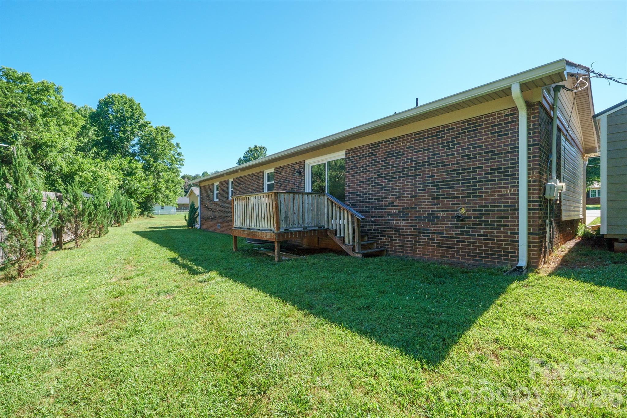 111 Lois Court — Statesville