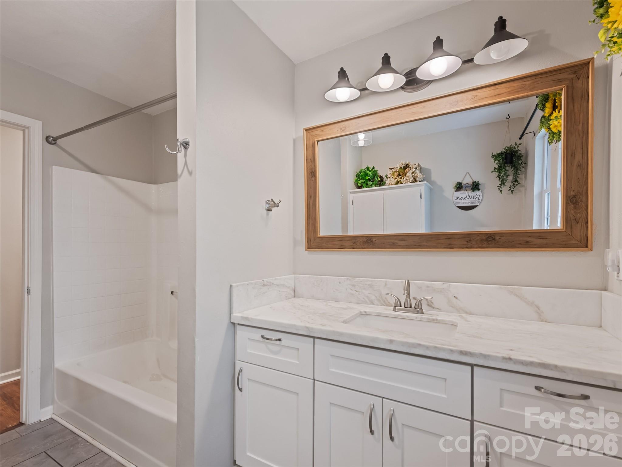 18 Bran Rick Lane — Arden