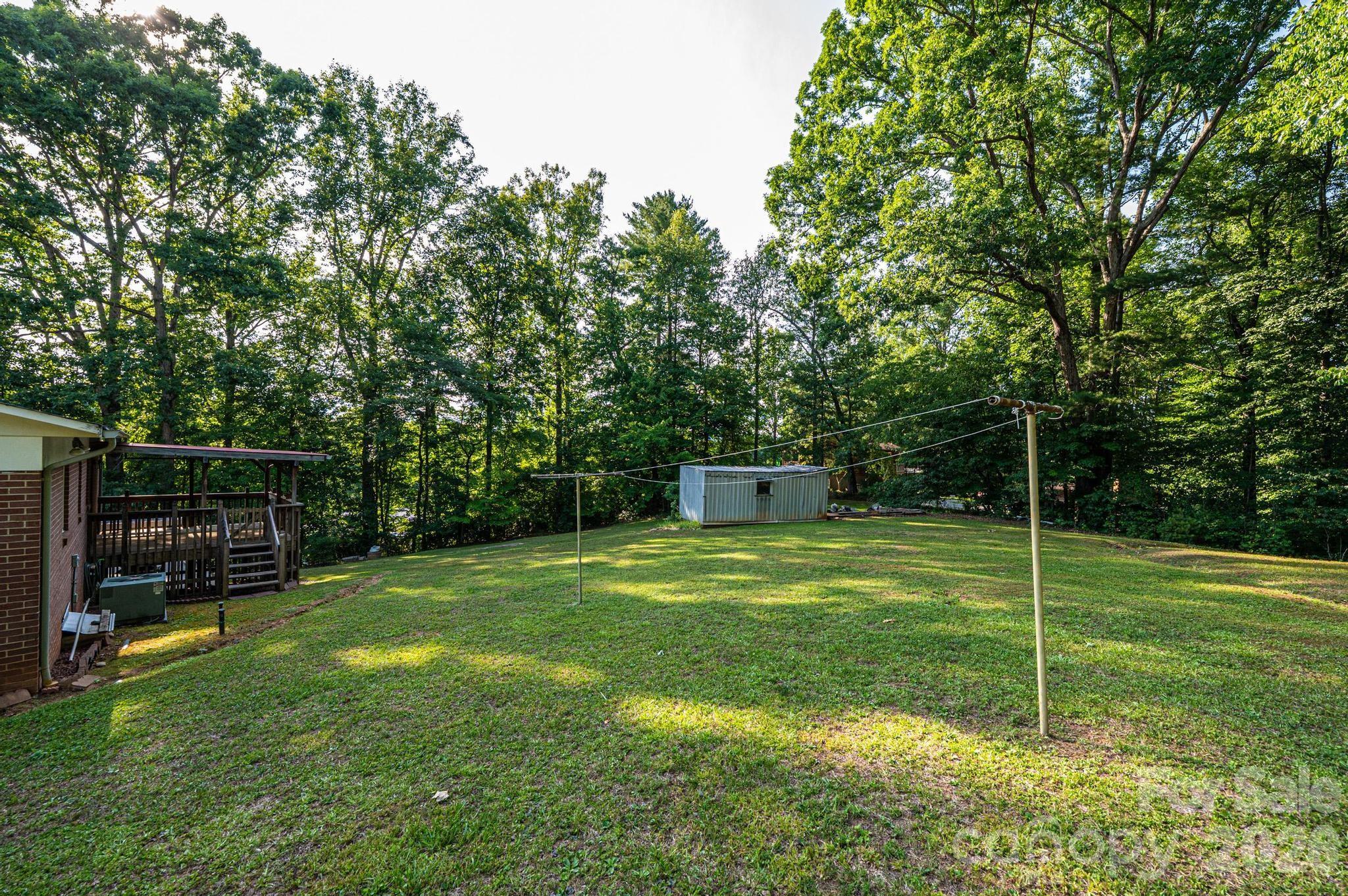 119 Foothill Drive — Lenoir