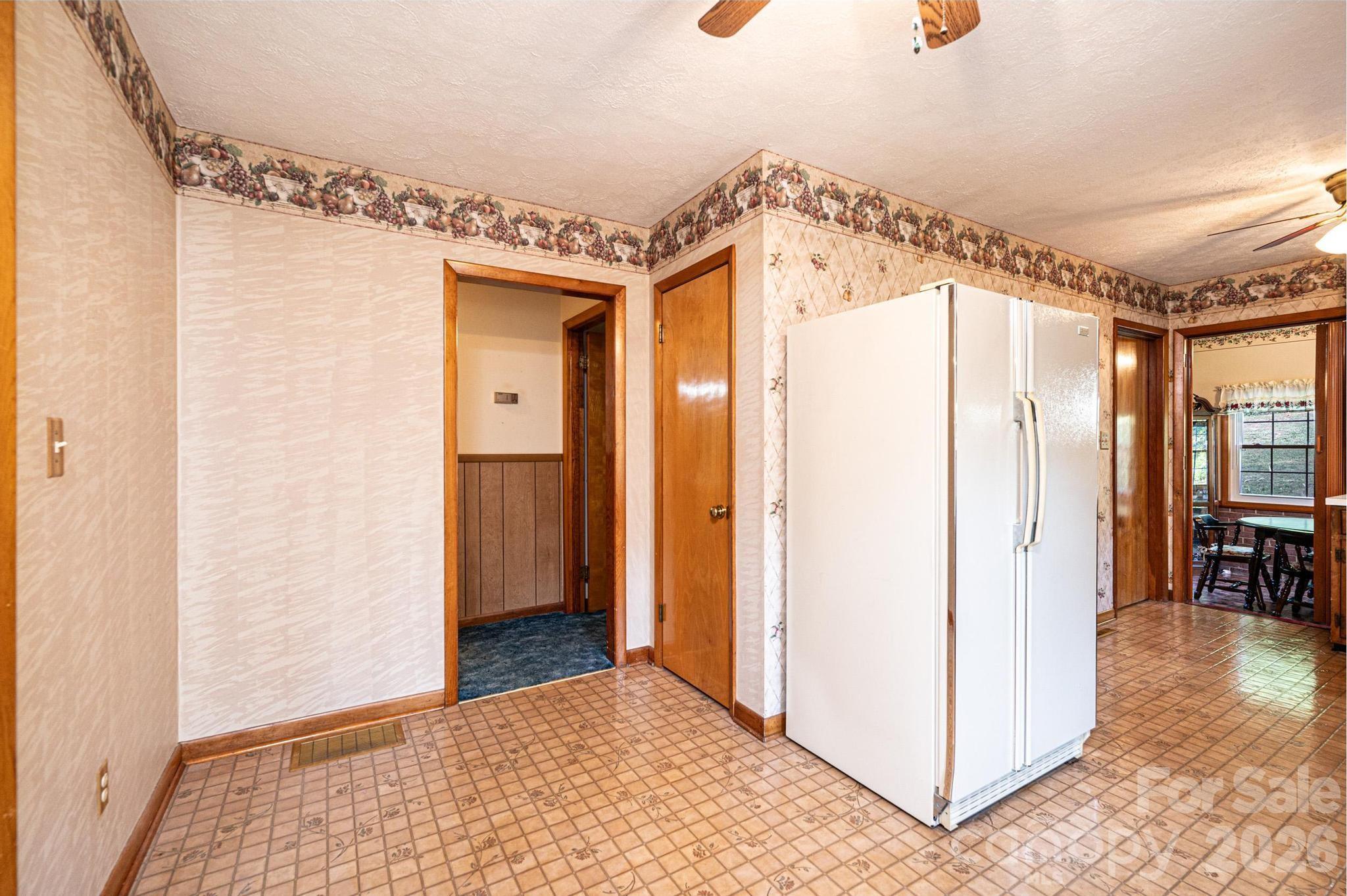 119 Foothill Drive — Lenoir