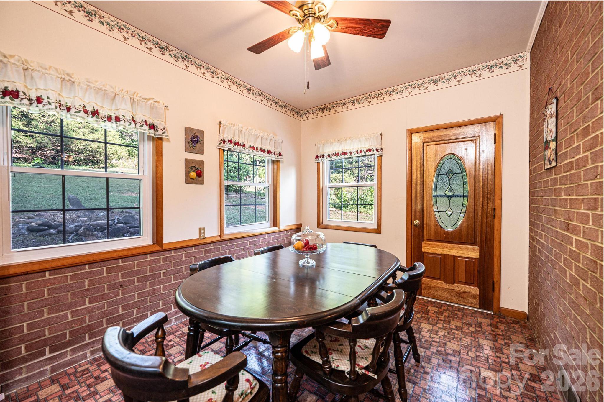 119 Foothill Drive — Lenoir