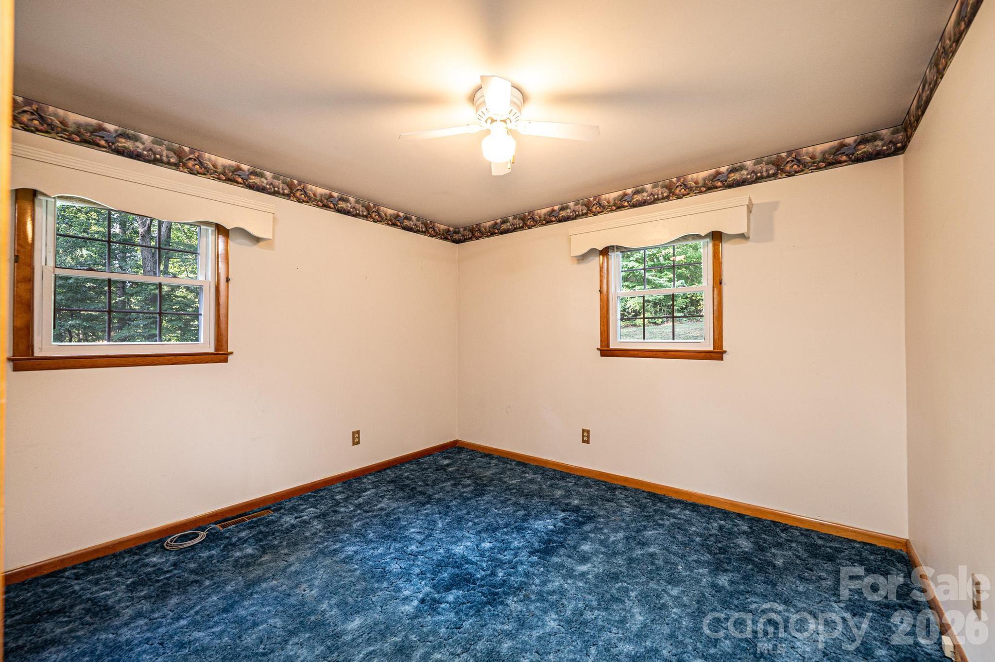 119 Foothill Drive — Lenoir