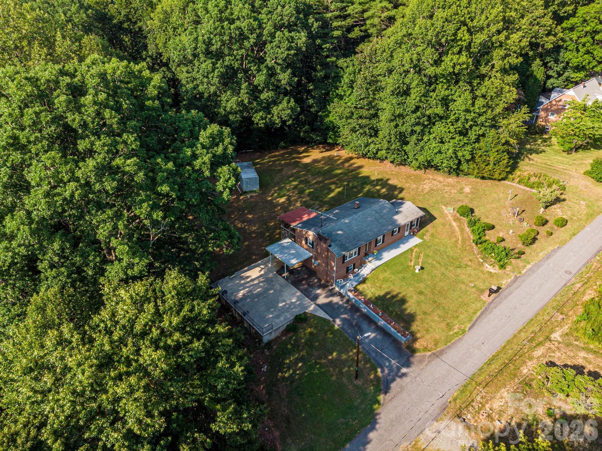119 Foothill Drive — Lenoir