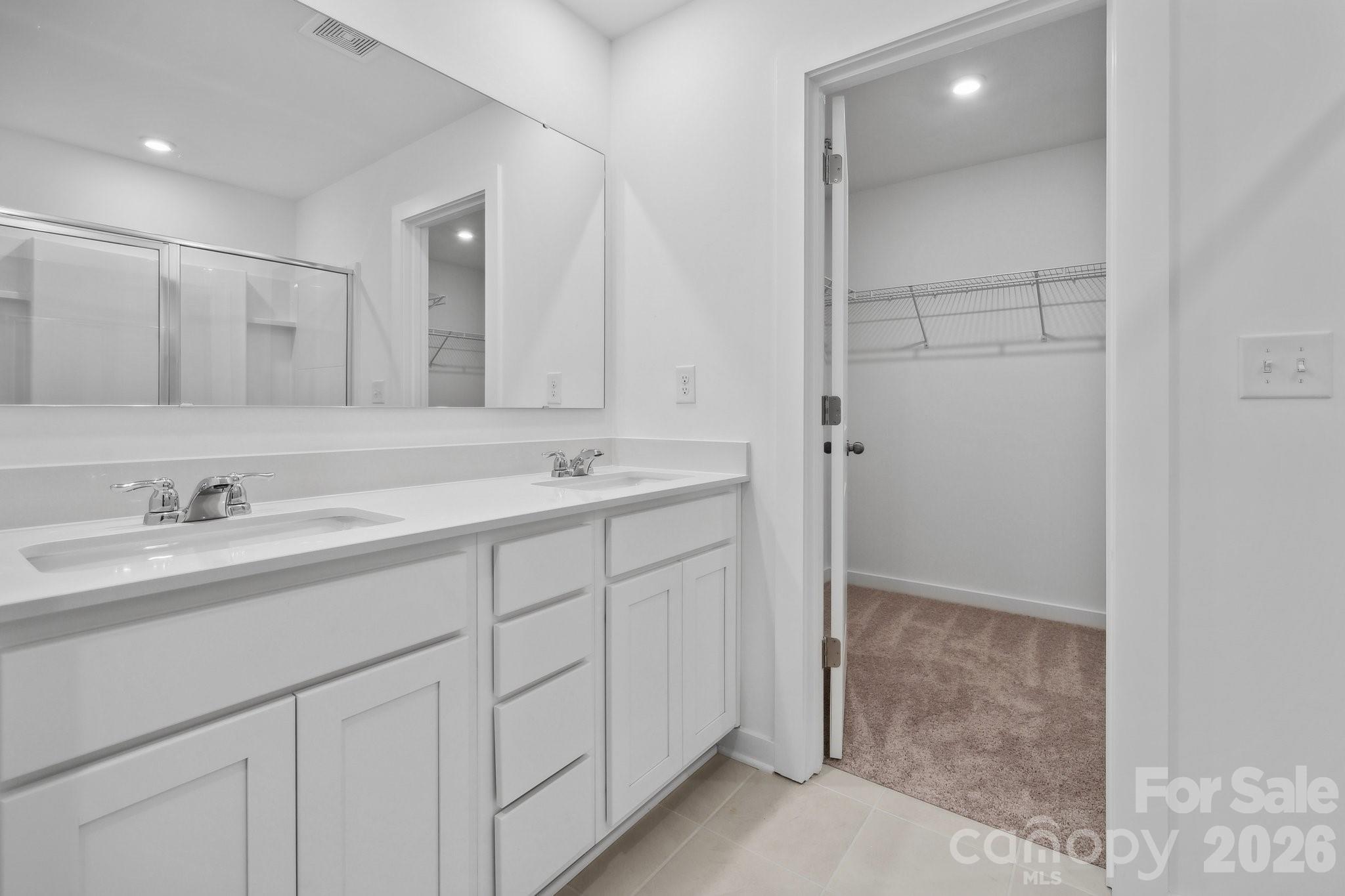 818 Olde England Drive — Lincolnton