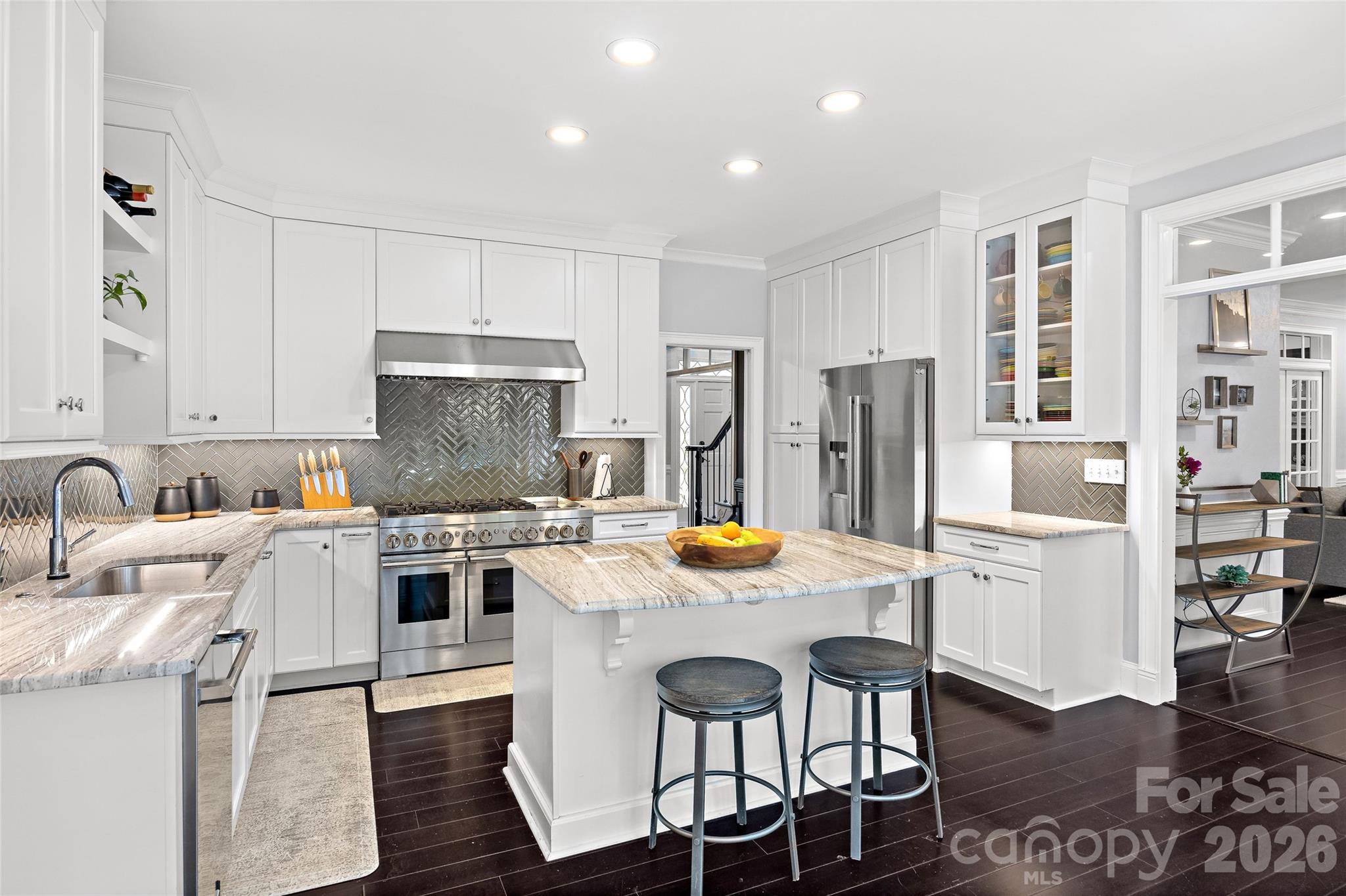4533 Noras Path Road — Charlotte