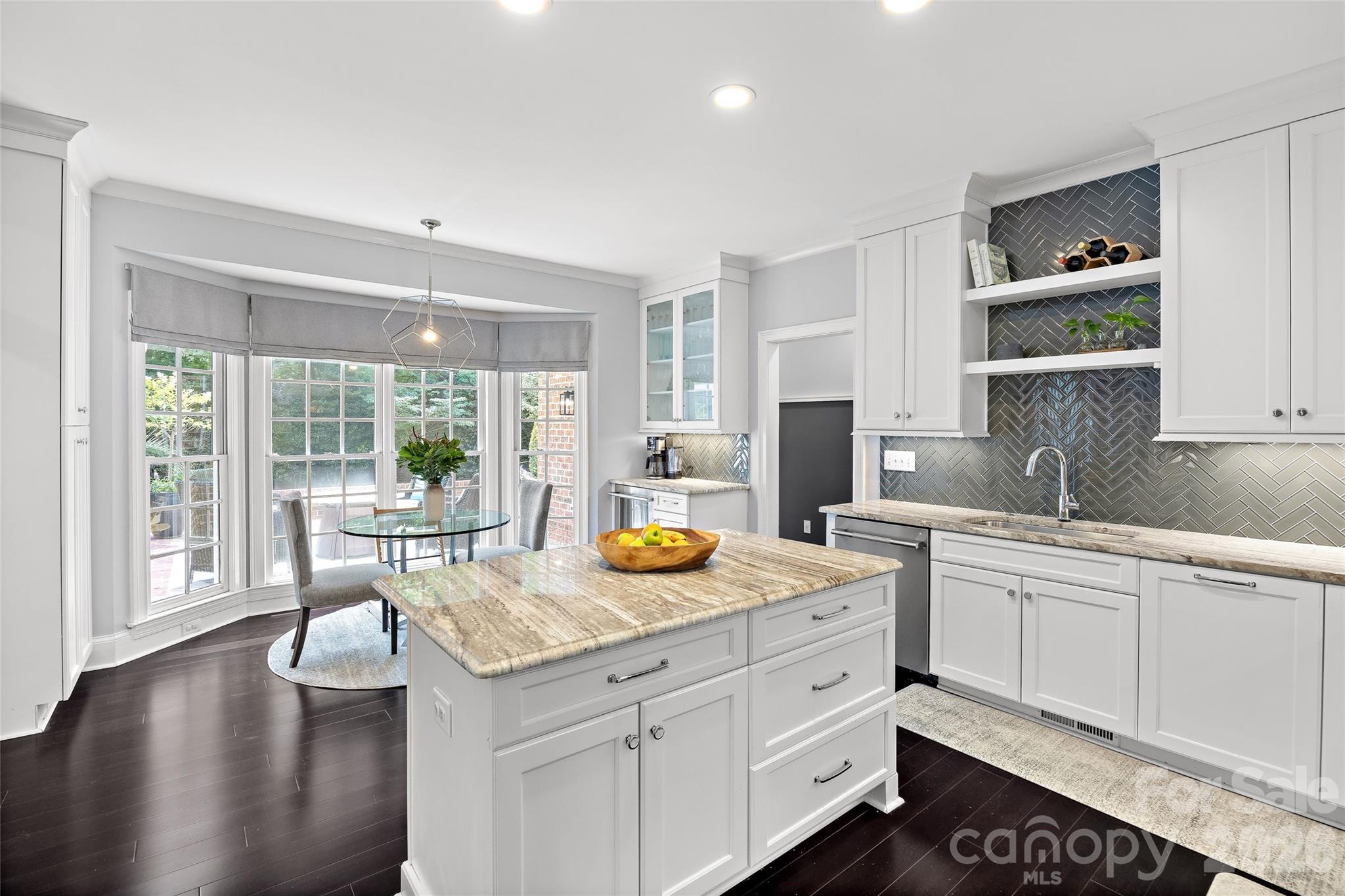 4533 Noras Path Road — Charlotte