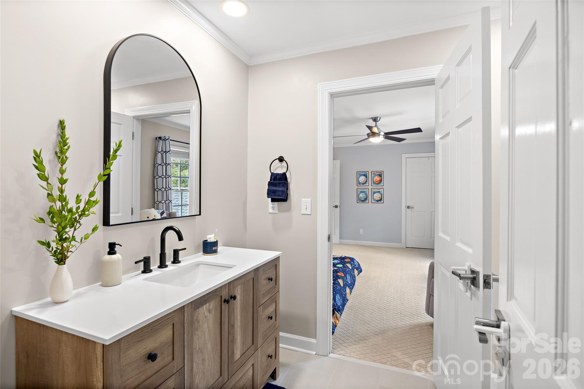 4533 Noras Path Road — Charlotte