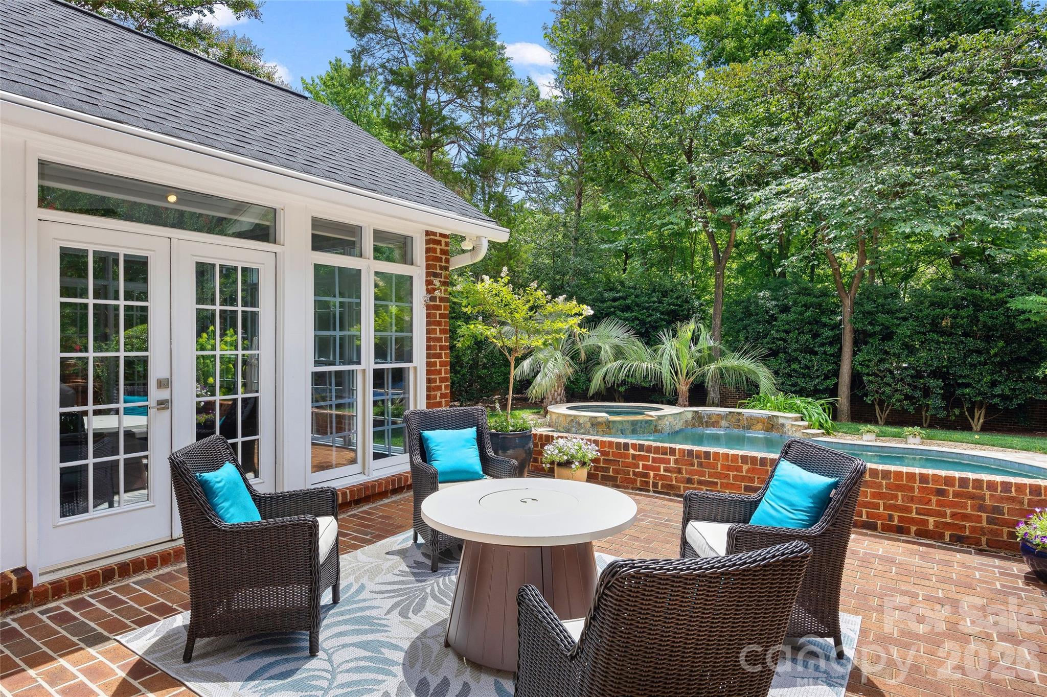 4533 Noras Path Road — Charlotte
