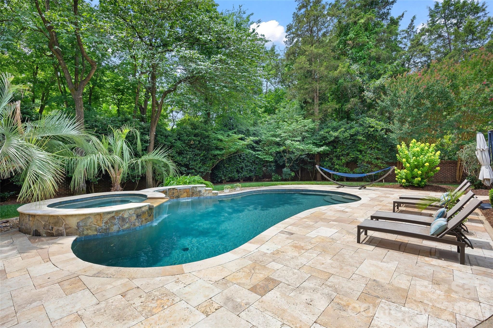 4533 Noras Path Road — Charlotte