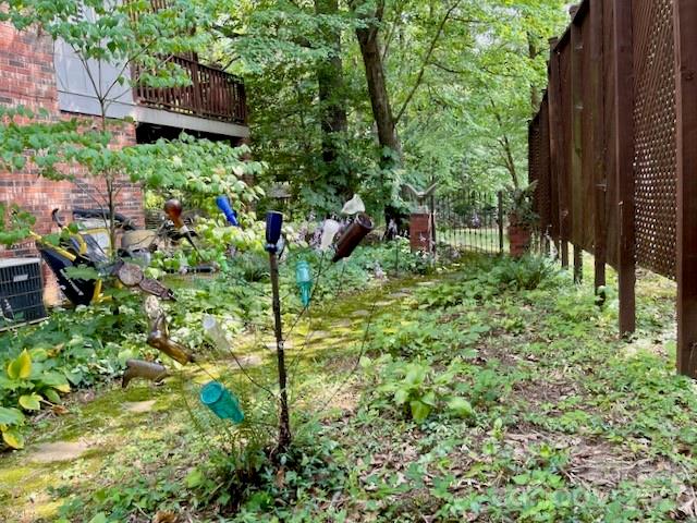 446 17th Avenue Drive NE — Hickory